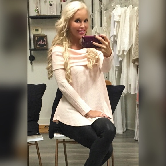 ❤️LAST 1! Blush Ribbed Off Shoulder Tunic - Picture 2 of 4